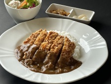 ヒレカツカレー