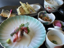 麻倉和膳